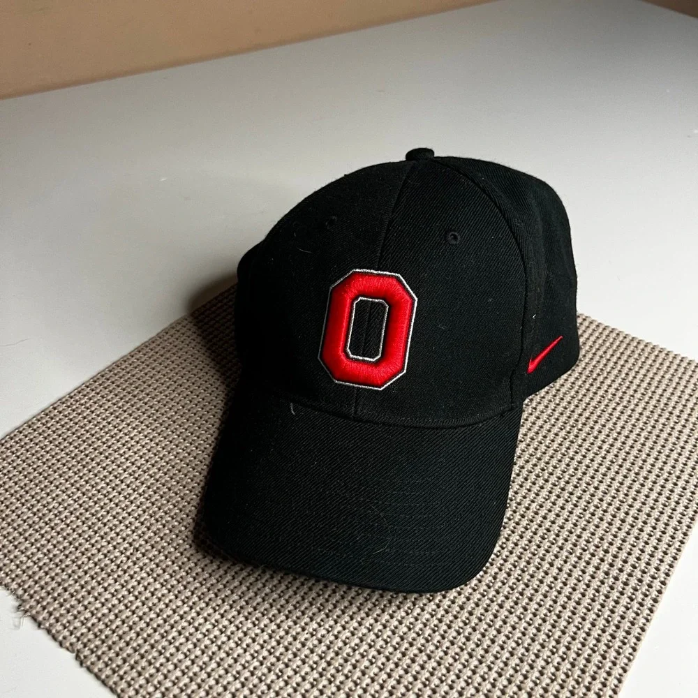 Nike Ohio State Buckeyes Hat Mens Black Red Adjustable OSU Baseball Cap OSFM